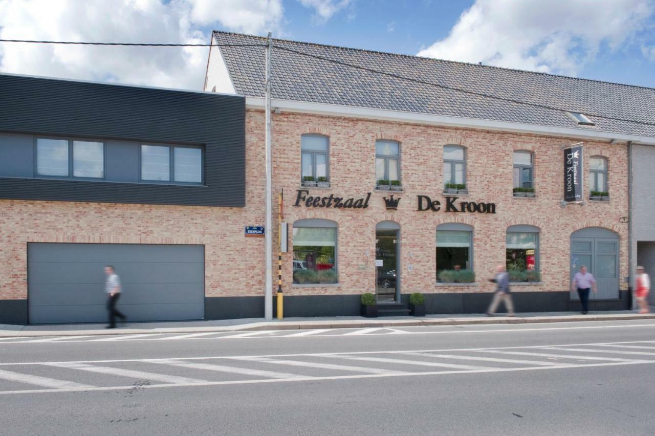 Feestzaal De Kroon Diksmuide Esterno foto
